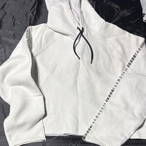 Under Armour White Crop Hoodie w/black